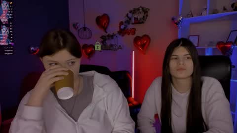 Snapshot of nikol_kitt chatting on 02/20/26, 08:31 Little Niko Help me reach my goals online show from 02/20/26, 08:31