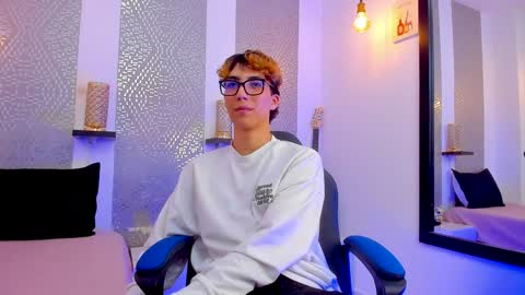    online show from 01/06/25, 06:58