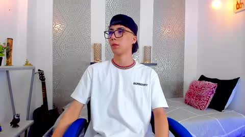    online show from 03/09/25, 04:16