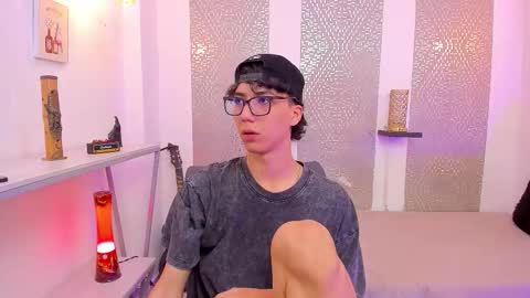    online show from 09/29/25, 04:39