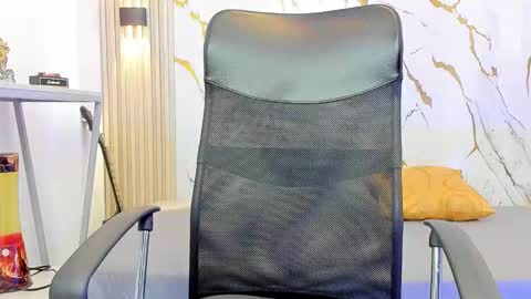    online show from 01/19/26, 03:43