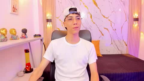    online show from 02/05/26, 04:28