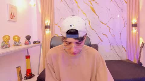    online show from 03/09/26, 04:27