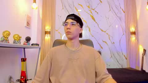    online show from 04/20/26, 03:53