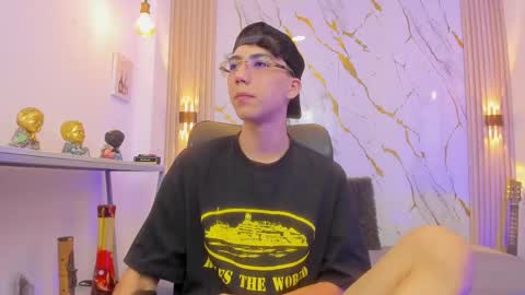    online show from 04/24/26, 04:04