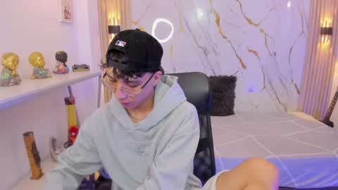    online show from 05/19/26, 04:19