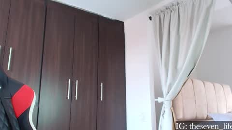 Niko online show from 02/12/26, 03:18