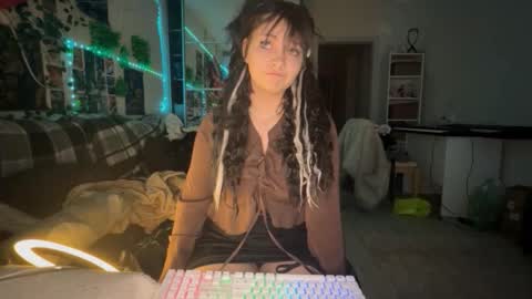 nikoli_naw online show from 01/08/26, 11:07