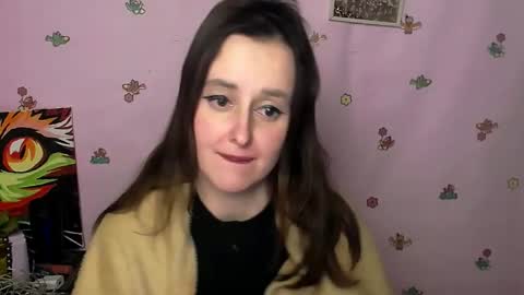 Snapshot of nikolleta_m chatting on 12/14/25, 11:20 Nikolleta online show from 12/14/25, 11:20