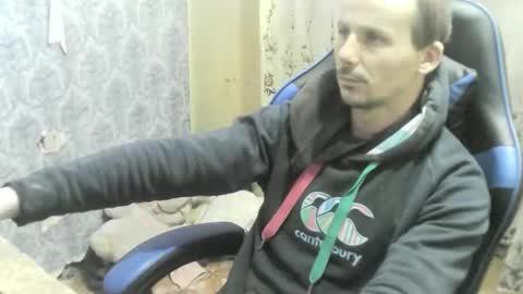 Snapshot of nikolos22 chatting on 11/30/25, 08:13 nikolos22 online show from 11/30/25, 08:13