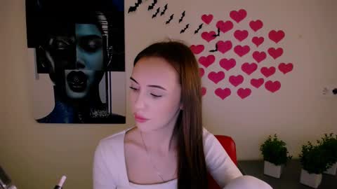 nikonara_ online show from 12/24/24, 02:44