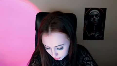 nikonara_ online show from 03/10/25, 05:50