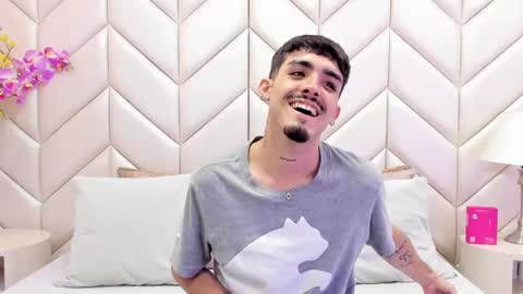 Niko Stone online show from 09/20/25, 02:23