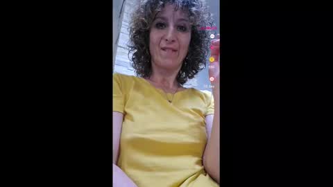 Snapshot of nikpassion123 chatting on 02/08/25, 01:44 nikol online show from 02/08/25, 01:44