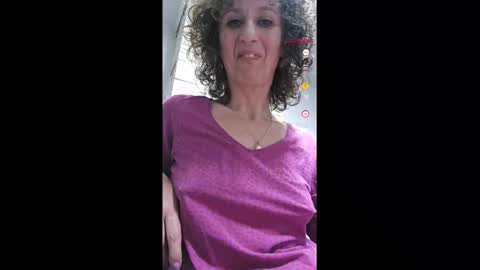 Snapshot of nikpassion123 chatting on 02/21/25, 06:59 nikol online show from 02/21/25, 06:59