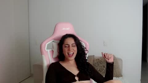 niky_blue online show from 01/30/25, 03:55