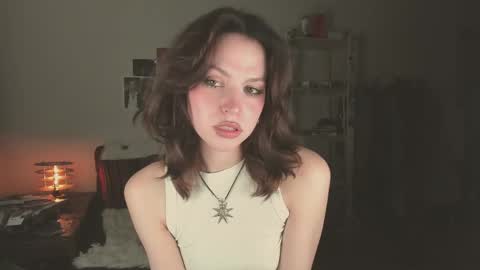Snapshot of niky_jess chatting on 05/14/26, 06:37 Veronica online show from 05/14/26, 06:37