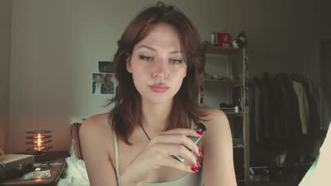 Snapshot of niky_jess chatting on 06/09/26, 08:15 Veronica online show from 06/09/26, 08:15