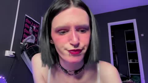 Niky online show from 04/18/26, 06:01