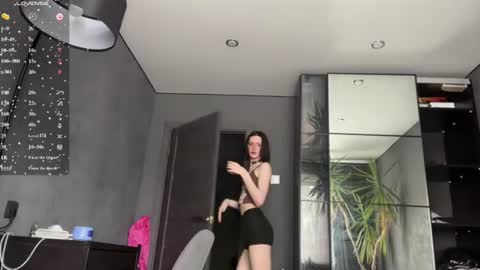 Niky online show from 06/24/26, 12:26