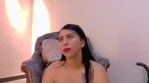  NIKY SMIT  online show from 11/21/25, 10:47