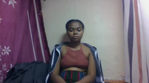 nilah online show from 09/22/25, 06:32