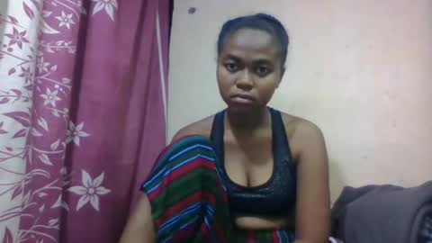 nilah online show from 10/21/25, 02:45