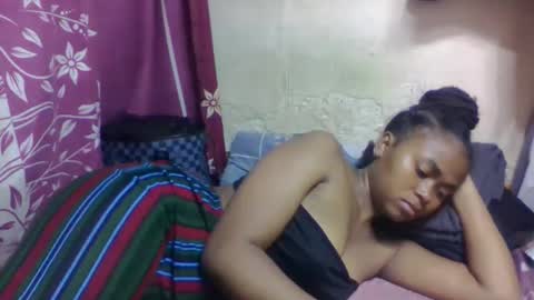 nilah online show from 12/22/25, 05:54