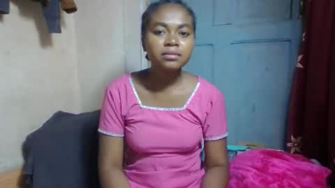 nilah online show from 04/21/26, 05:39