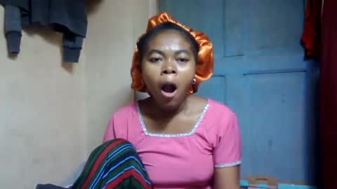 Snapshot of nilahmarie chatting on 07/21/26, 05:32 nilah online show from 07/21/26, 05:32