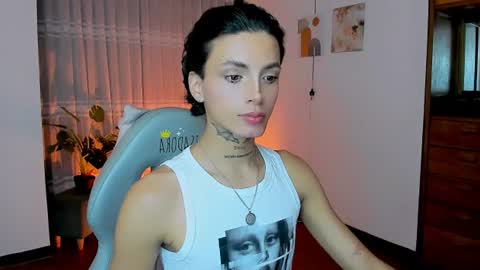 Snapshot of nilam217 chatting on 06/11/26, 12:32 Nilam online show from 06/11/26, 12:32