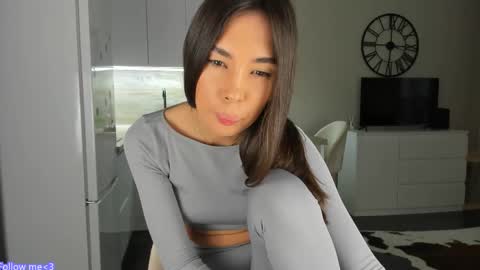 Bella online show from 03/03/25, 05:31