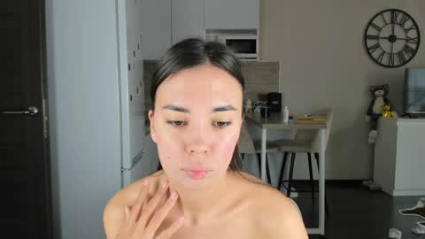 Bella online show from 04/04/26, 12:02