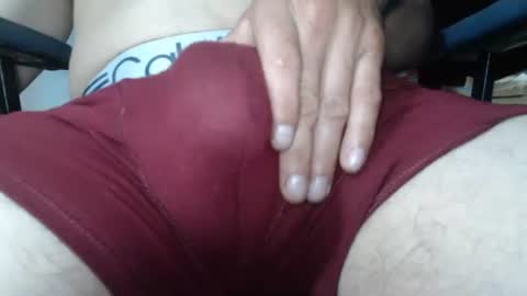 Snapshot of niluthydaniel chatting on 11/27/25, 02:30 niluthydaniel online show from 11/27/25, 02:30