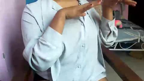 Snapshot of nimritkaur chatting on 11/07/25, 06:57 Nimarit Kaur online show from 11/07/25, 06:57