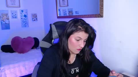 nina__777 online show from 01/16/26, 04:27