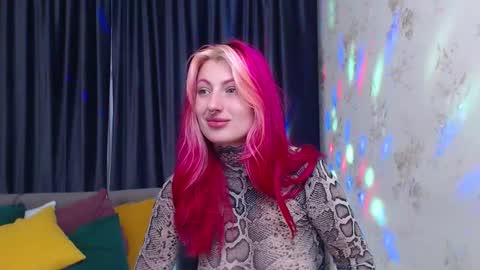 Nina online show from 11/07/25, 05:40