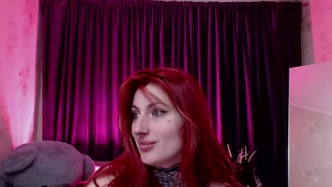 Nina online show from 04/22/26, 05:43