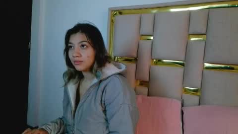 Nina Carther online show from 11/22/25, 11:20