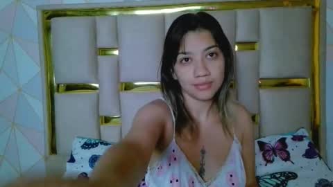 Nina Carther online show from 12/17/25, 10:54