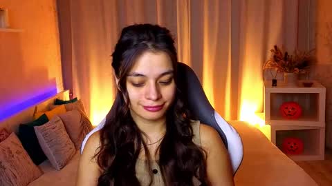 Ketrin online show from 11/18/25, 03:12