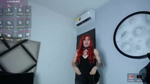 nina_foxx02 online show from 12/05/25, 08:27