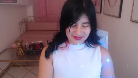 Nina online show from 02/17/26, 12:45