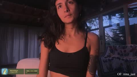 Nina.  online show from 09/09/25, 11:04