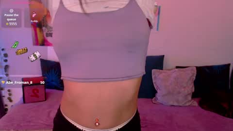 Snapshot of nina_paige chatting on 05/22/26, 12:18 nina online show from 05/22/26, 12:18