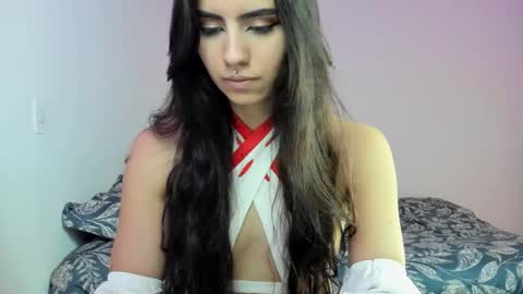  Nina  online show from 11/15/25, 07:43