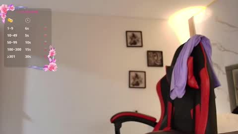  N I N A online show from 11/25/25, 01:22