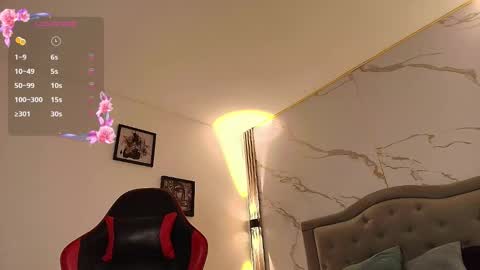  N I N A online show from 12/22/25, 04:26