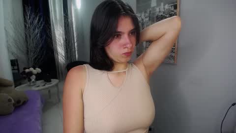 Nina online show from 11/25/25, 12:27