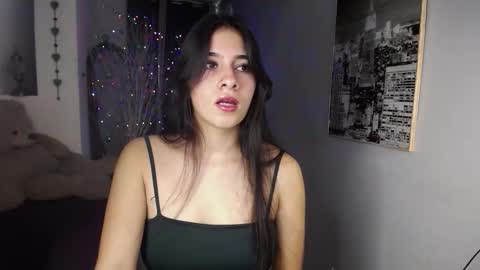 Nina online show from 12/19/25, 12:56